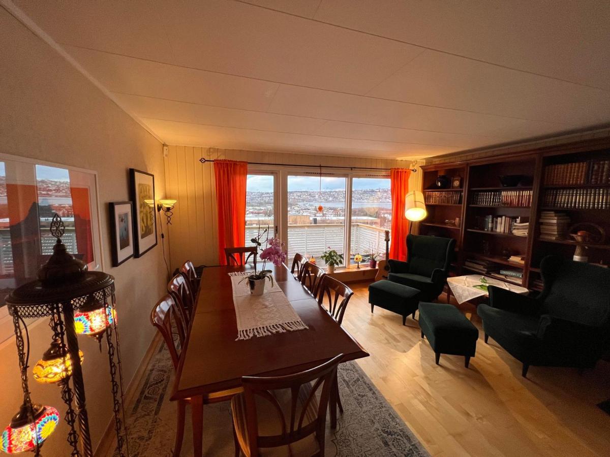 Vila Large House With Spectacular View Tromsø Exteriér fotografie